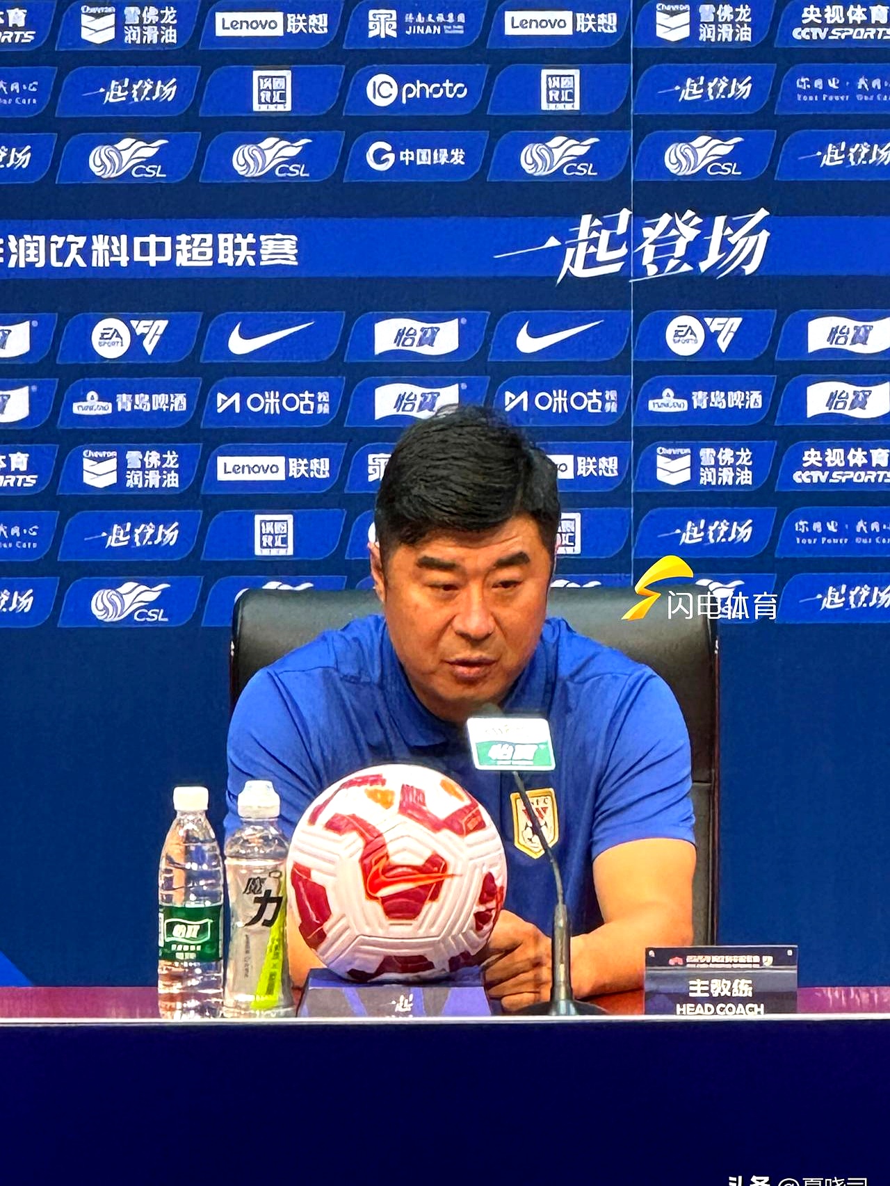 托特纳姆训练开放日；清晨调整名单引欢呼；足总杯在即；资深球员宣示担当 -开云体育